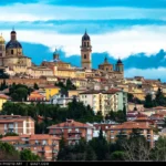 Il colorato panorama della città di Macerata