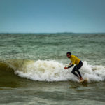 Un Surfista nel mare di Civitanova Marche